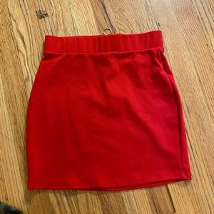 RED MINI SKIRT